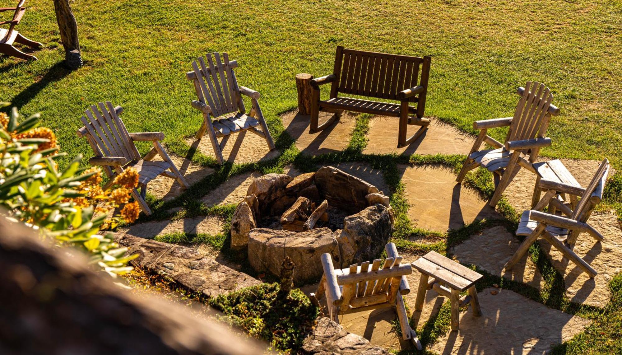 Elk & Embers Mountain Hideaway Hotel Waynesville Exterior photo