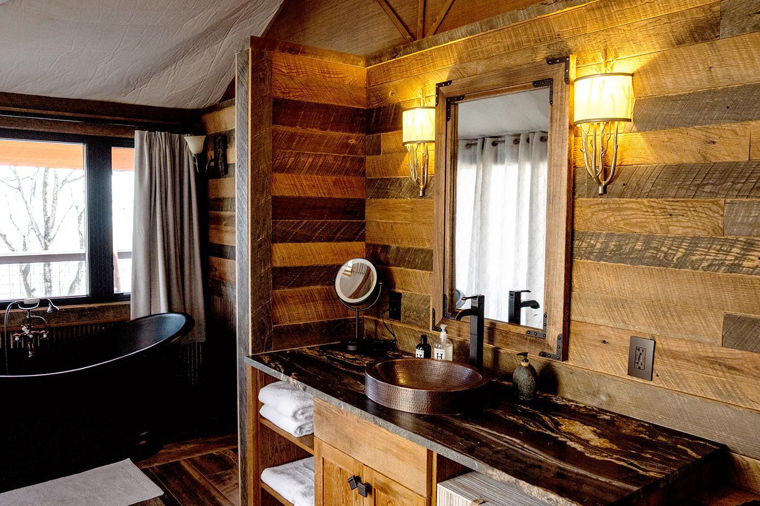 Elk & Embers Mountain Hideaway Hotel Waynesville Exterior photo
